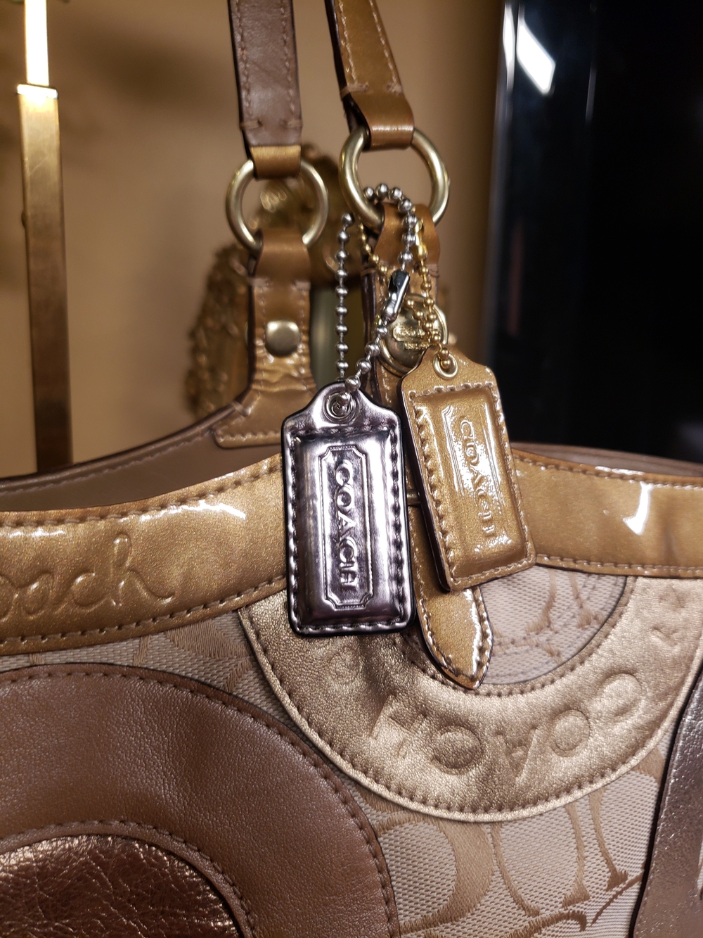 Coach Metallic Poppy OP ART Glam Tote & Wristlet in Gold & Champagne - Picture 14 of 16